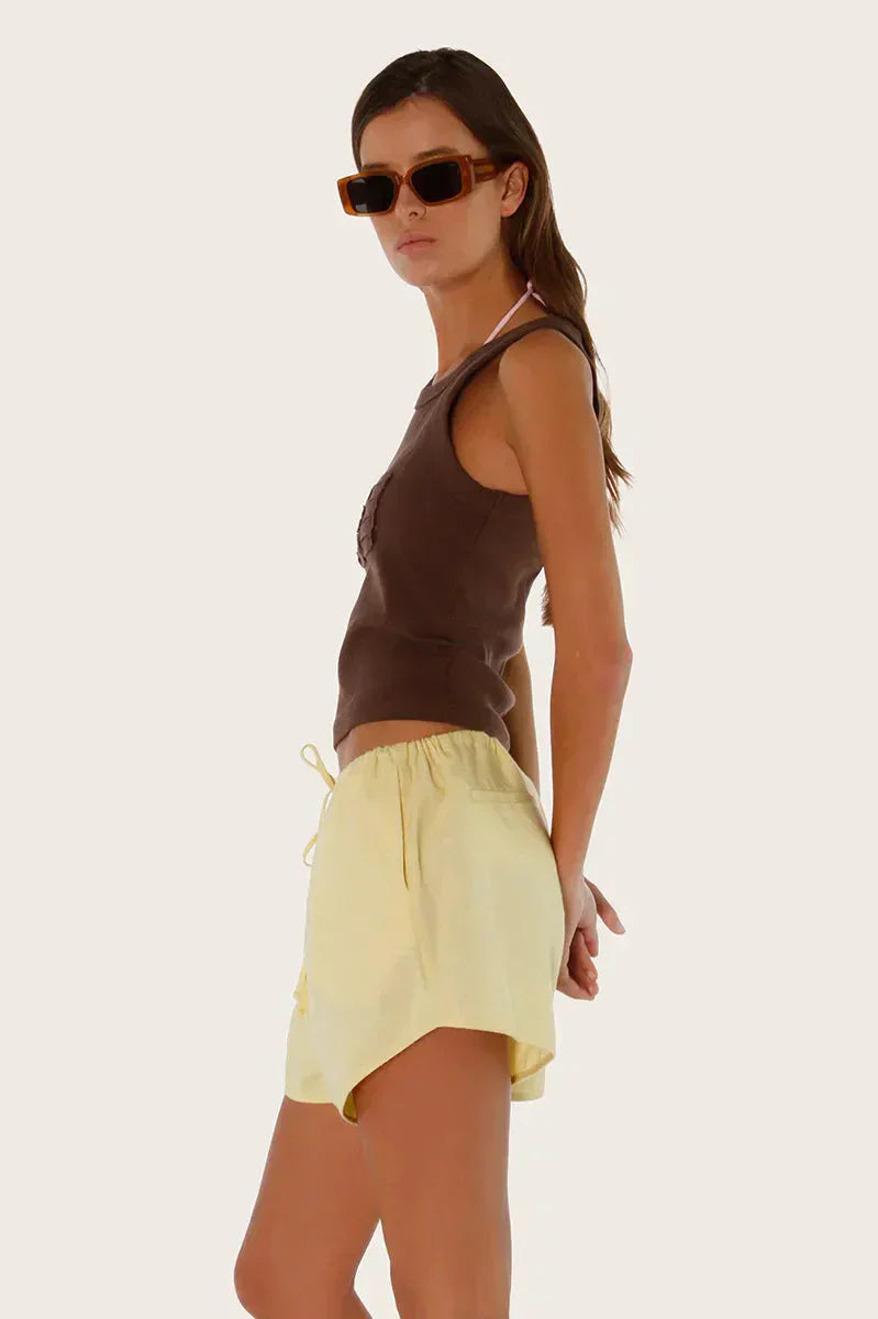 Short Dari